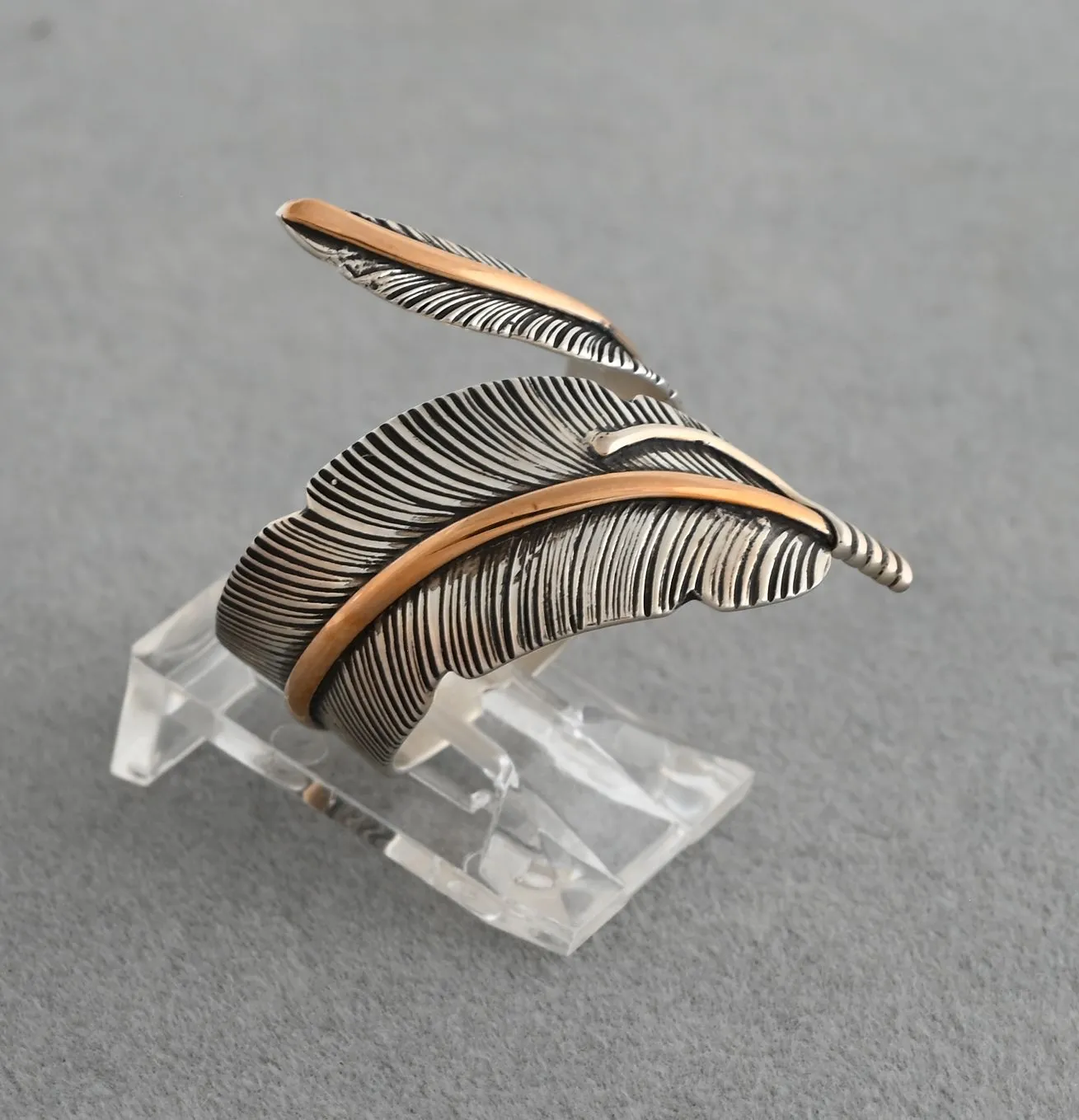 Ring - Wide Wrap-around Feather by Lena Platero (Size 7 /-)