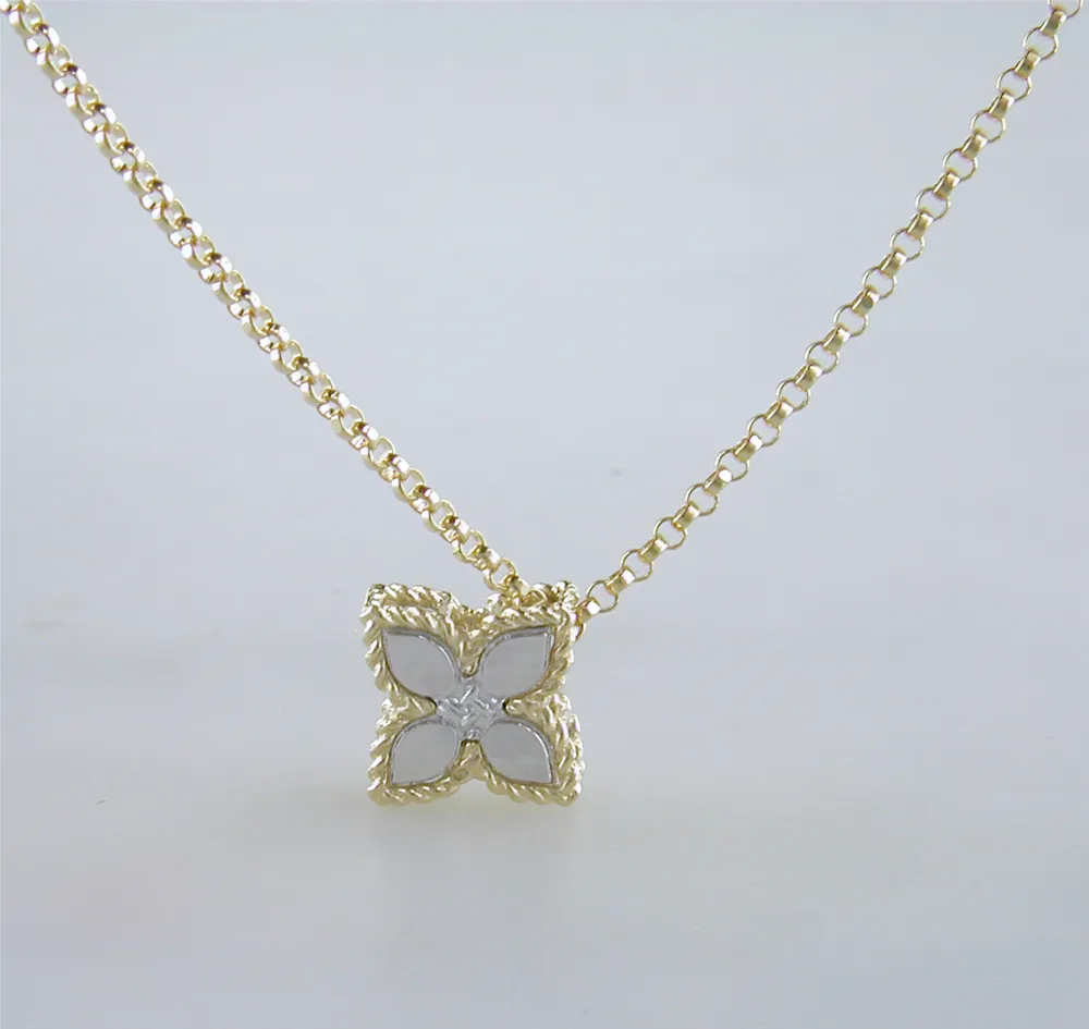 Roberto Coin Princess Flower Diamond Pendant Small 18K Yellow Gold