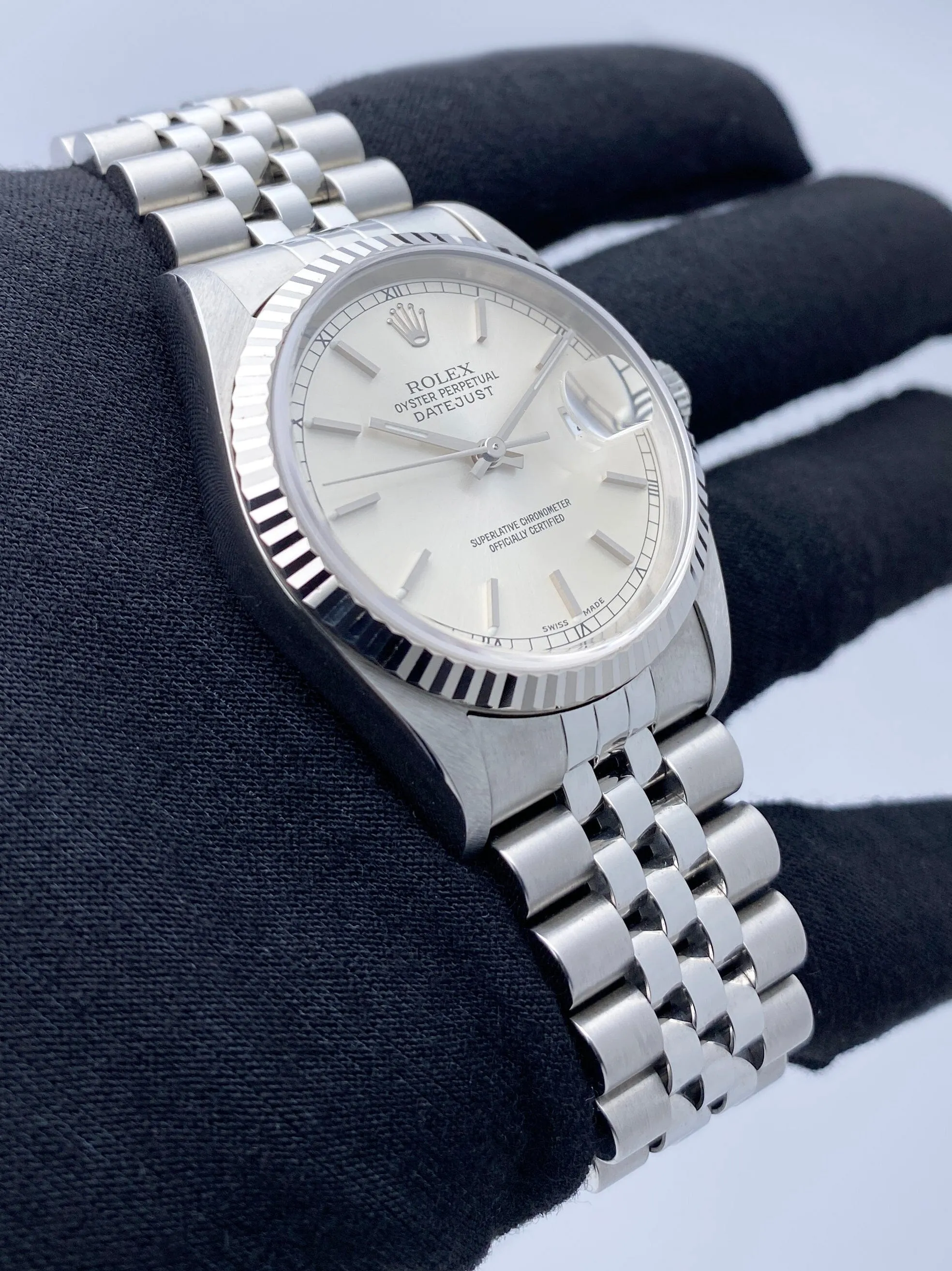 Rolex Datejust 16234 Silver Dial Mens Watch Box Papers