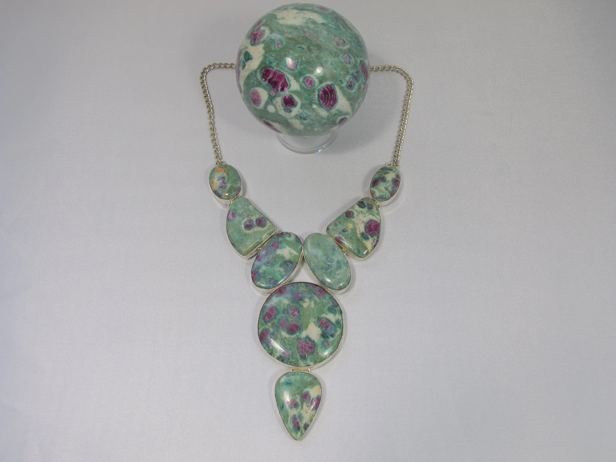 Ruby in Fuchsite Gemstones Necklace