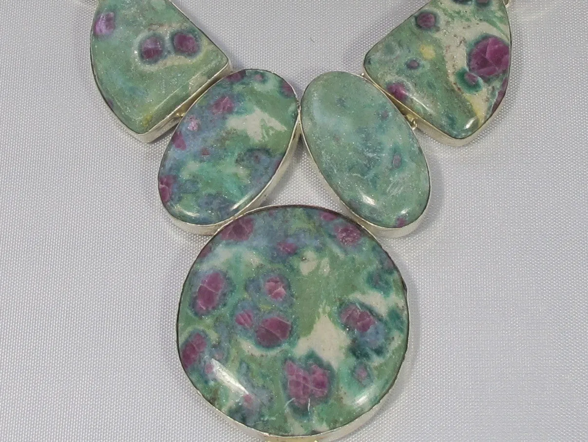 Ruby in Fuchsite Gemstones Necklace