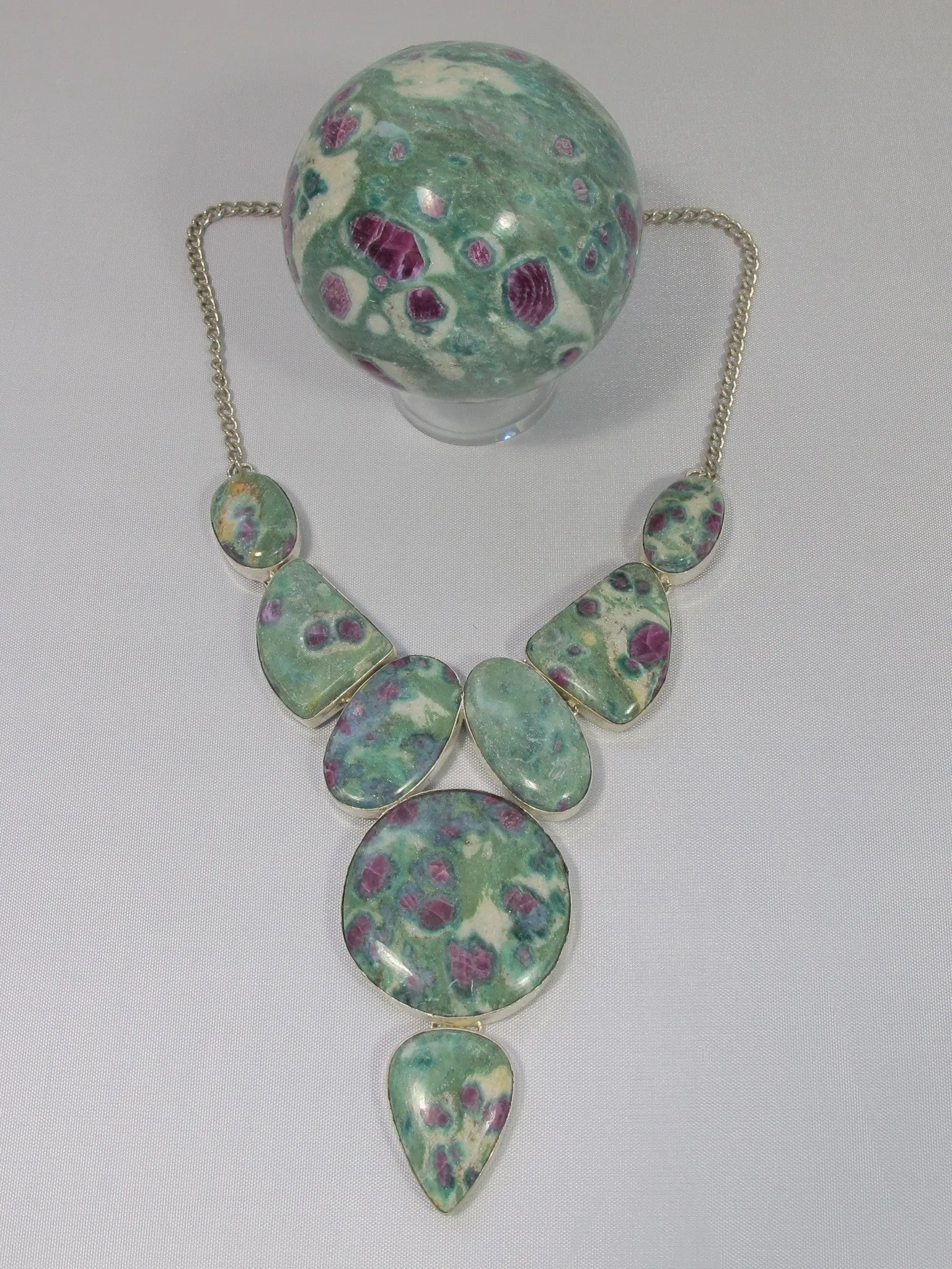Ruby in Fuchsite Gemstones Necklace