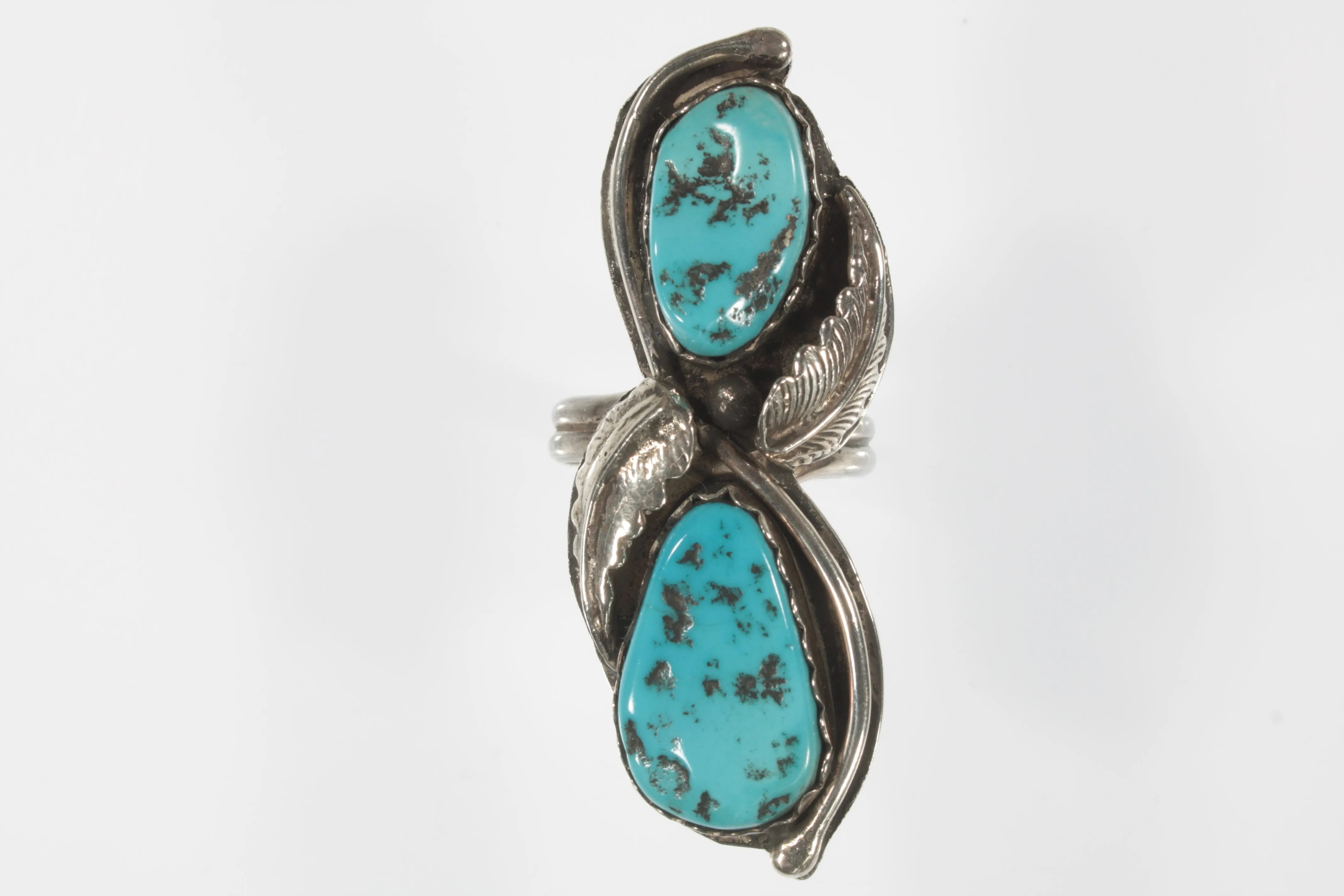 Sterling Silver Navajo Turquoise Long Ring with Leaf Accents Size 7.75