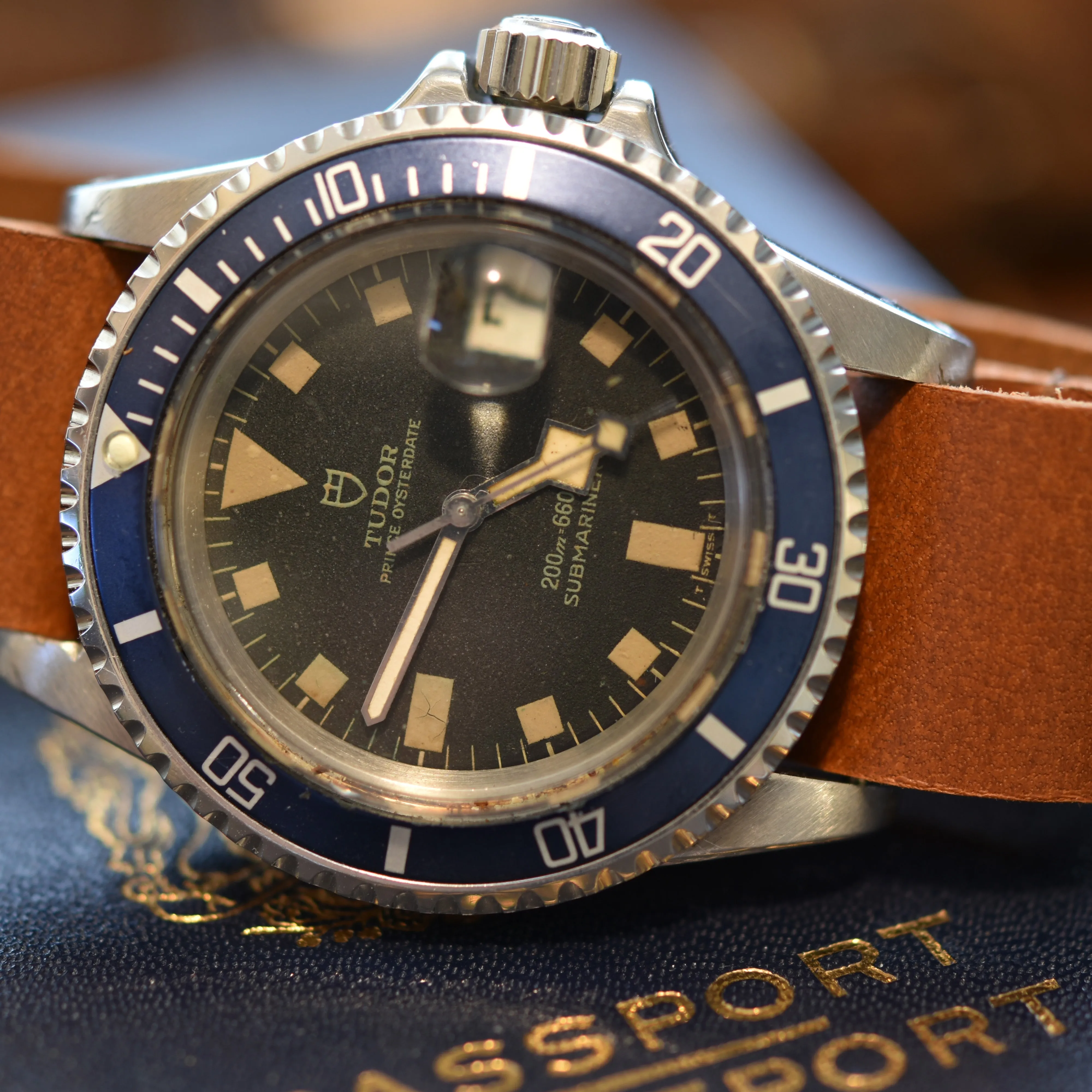 TUDOR  Submariner "Snowflake"