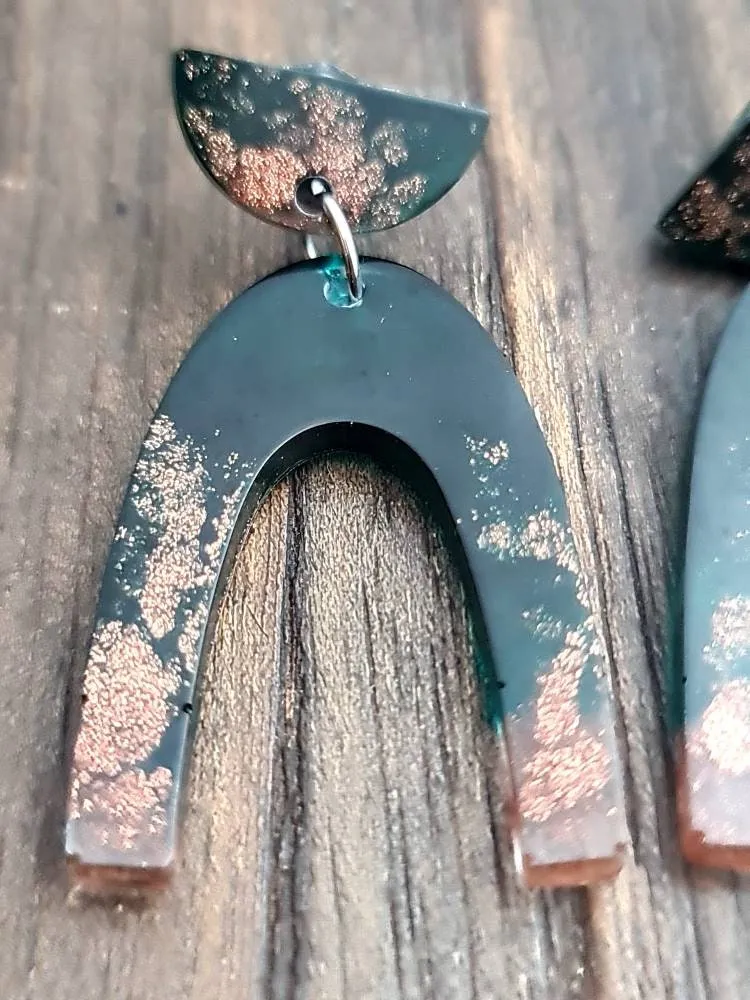 U Shape Dangle Earrings, Emerald Green and Rosegold Earrings, Resin Dangle Earrings, Stainless Steel Earrings, Statement Earrings