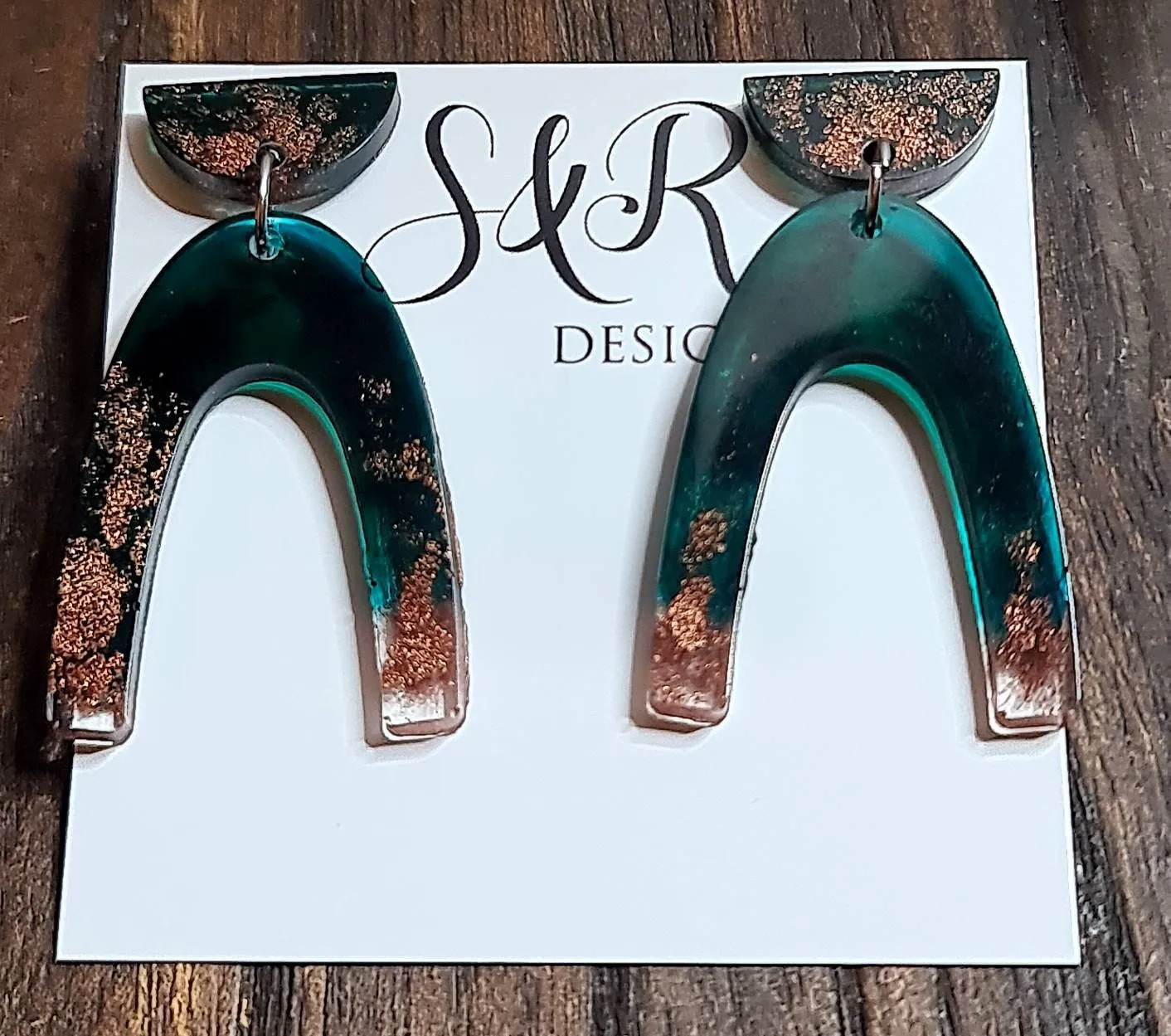 U Shape Dangle Earrings, Emerald Green and Rosegold Earrings, Resin Dangle Earrings, Stainless Steel Earrings, Statement Earrings
