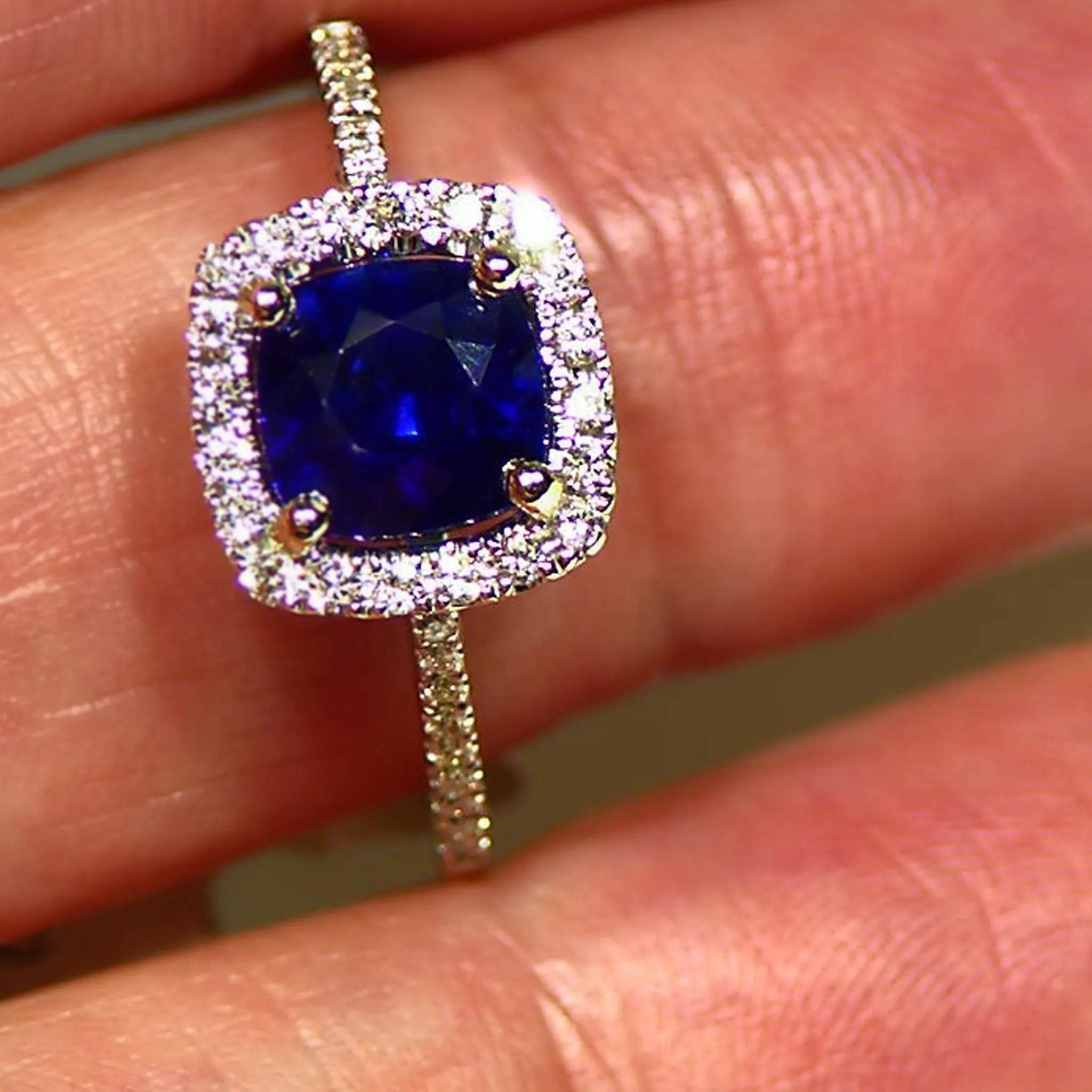 Unheated Royal Blue Sapphire And Diamond Engagement Ring Estate 1.71ct TW