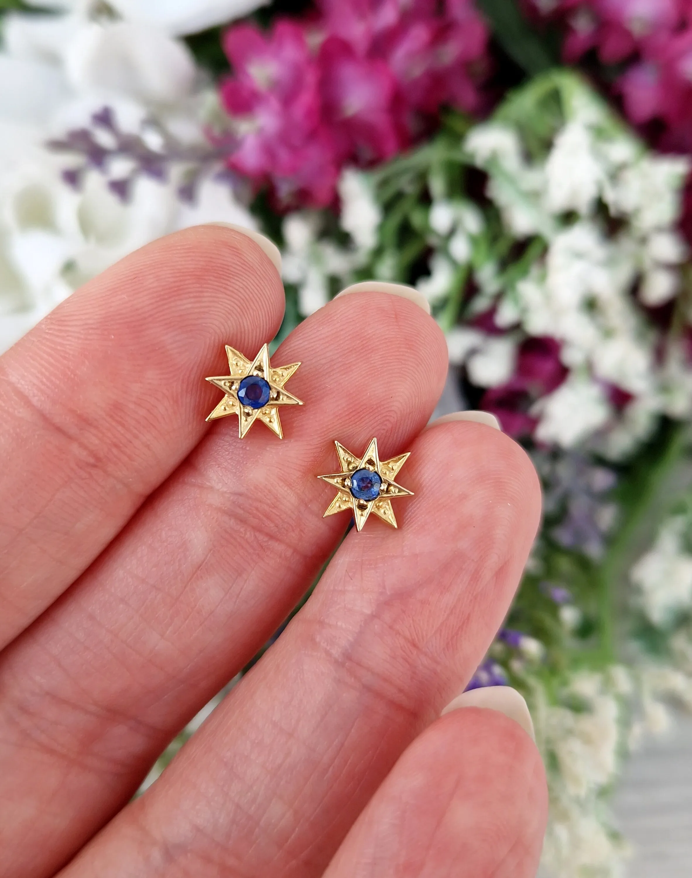 Vintage 9ct Yellow Gold Blue Sapphire Star Stud Earrings