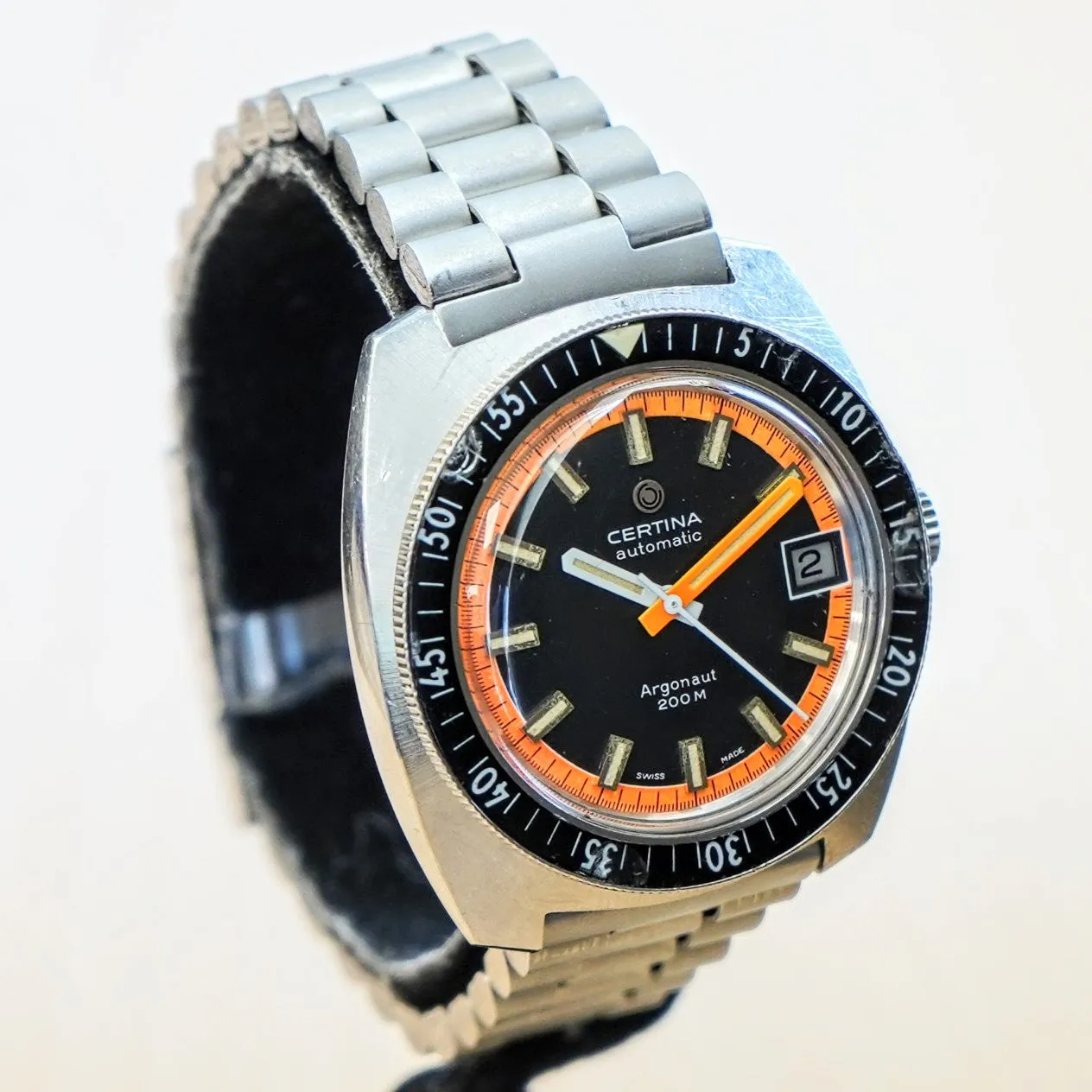 Vintage CERTINA Automatic Argonaut Watch 200M Date Indicator Black & Orange Wristwatch