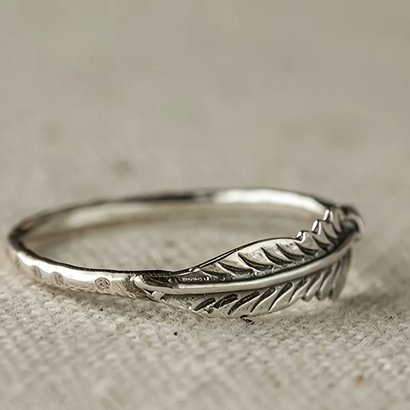 Vintage Feather Ring - Boho Style Jewelry
