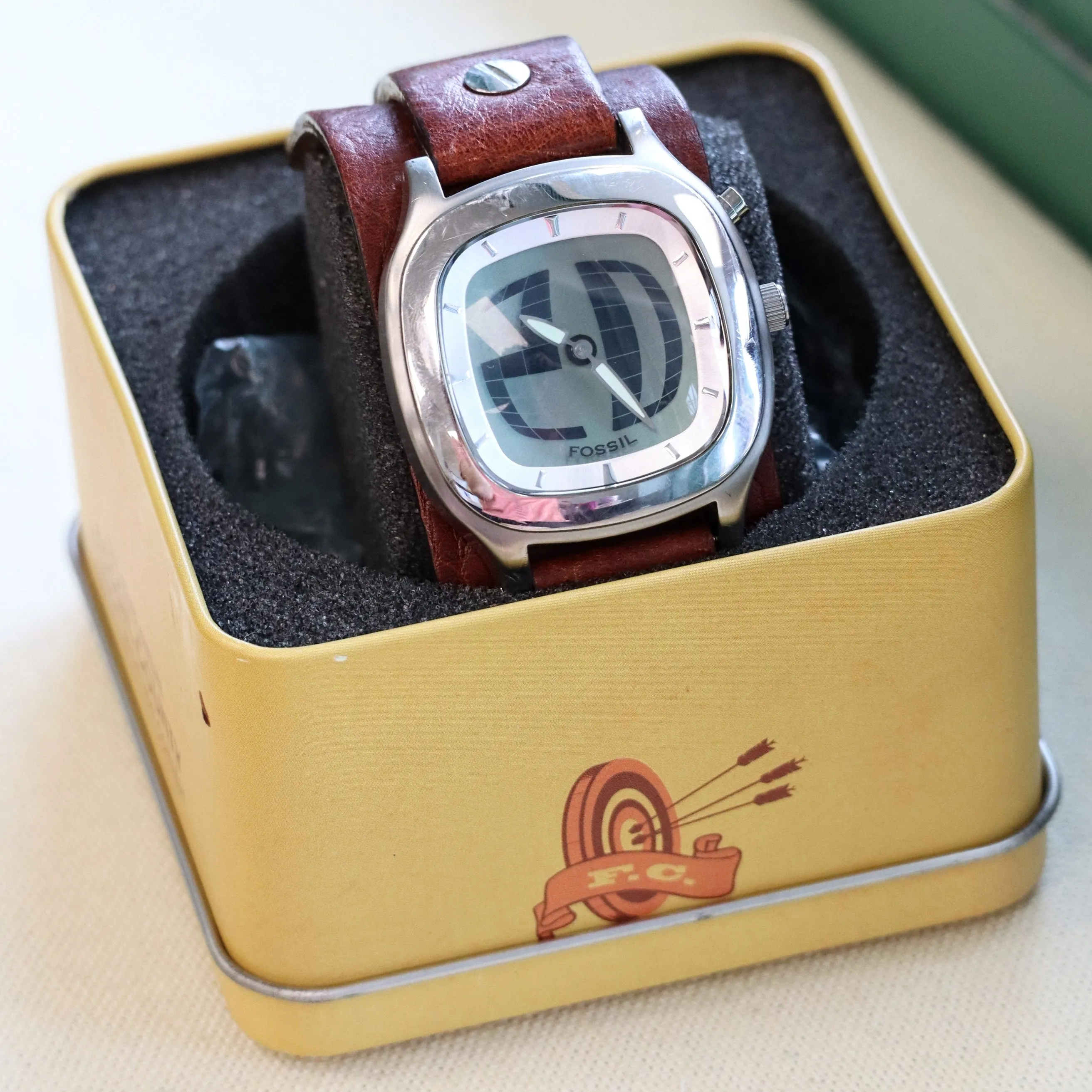 Vintage FOSSIL BIG TIC Digital/Analog Watch Ref. JR-8123 39mm Wristwatch - In box!