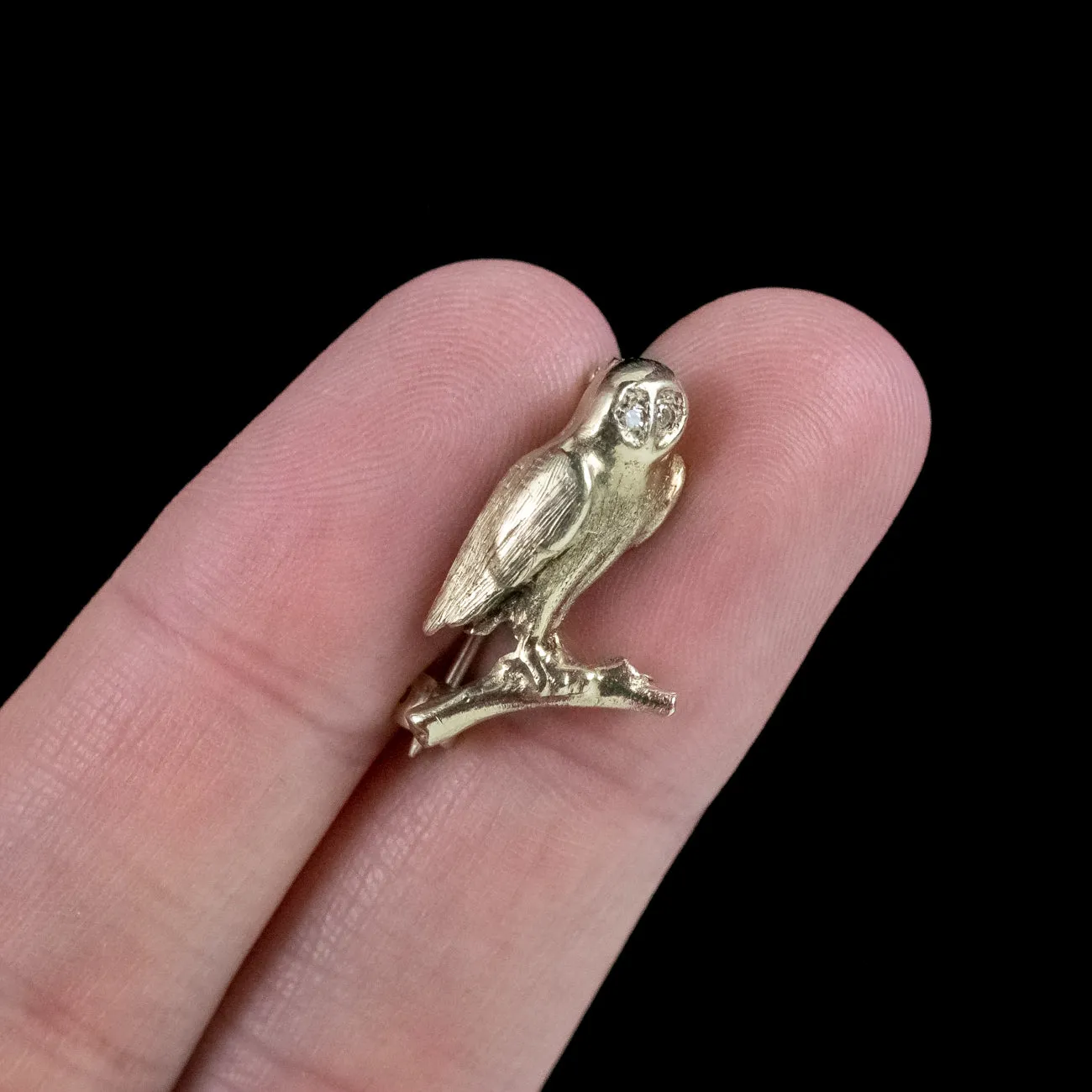 Vintage Owl Brooch 9ct Gold Diamond Eyes