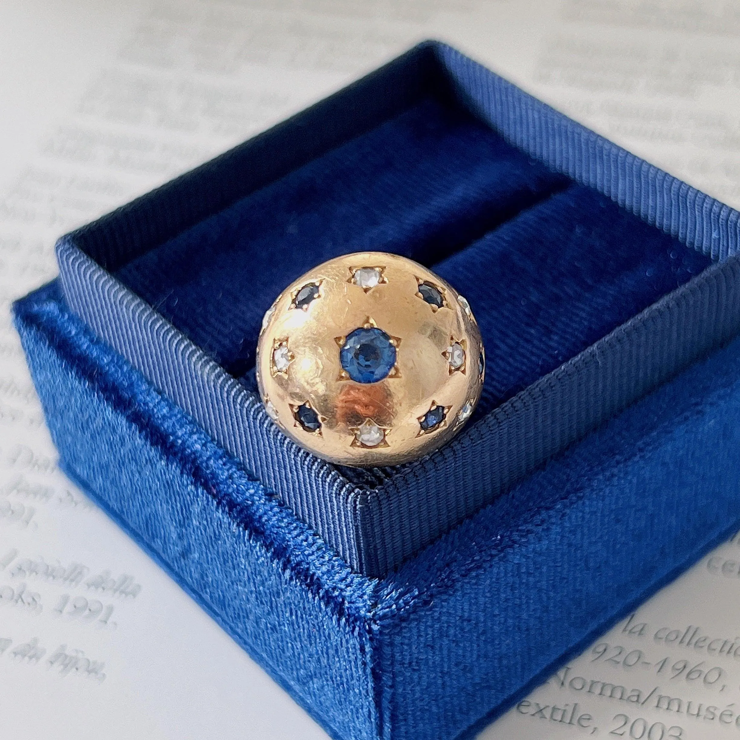 Vintage retro 18K gold blue sapphire diamond bombe star ring