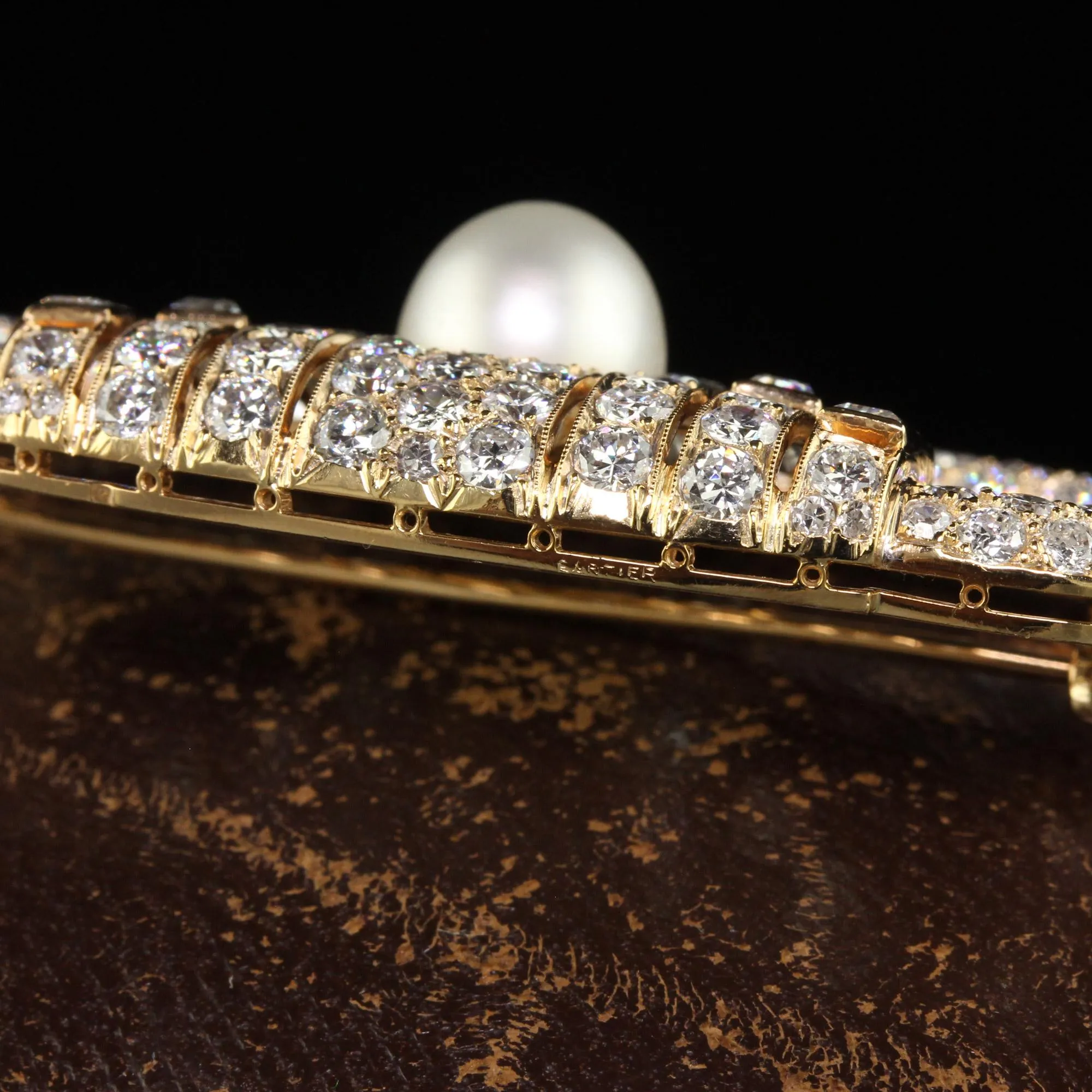 Vintage Retro Cartier 18K Yellow Gold Diamond Natural Pearl Brooch Pin - GIA