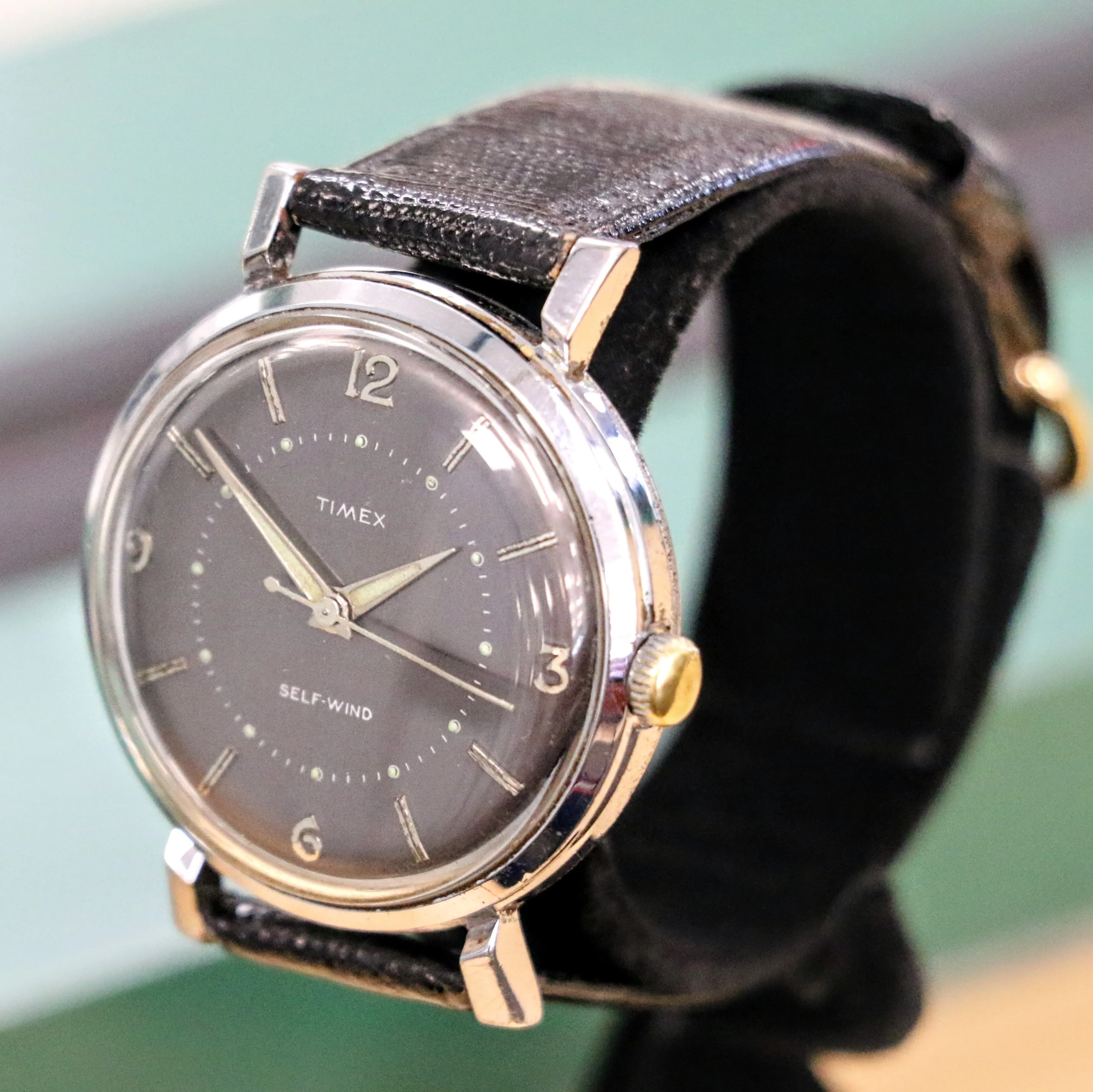 Vintage Timex Self-Wind Automatic Watch 36.5mm Waterproof Case & Fancy Lugs Wristwatch