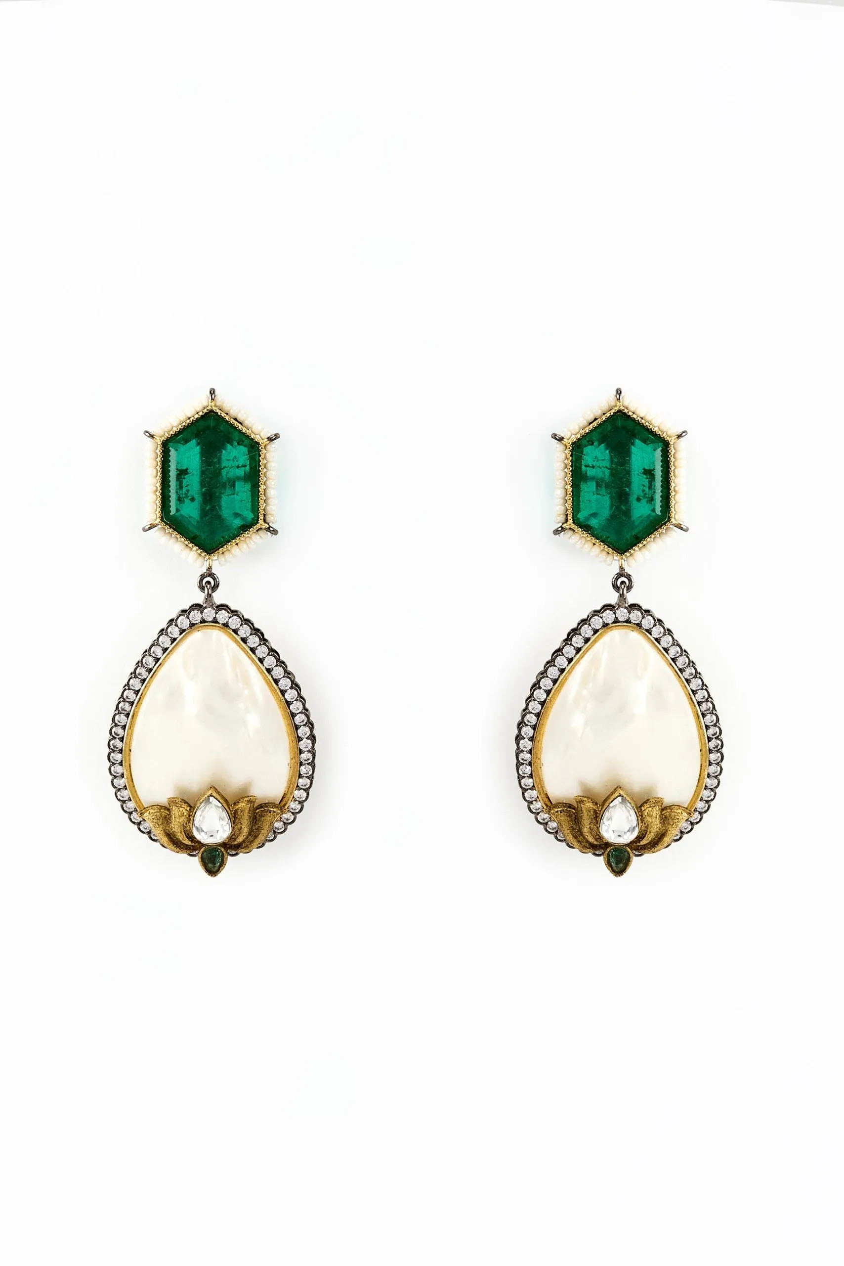 vivinia BY VIDHI MEHRA Florence Green & White Kundan, Polki Womens Pair of Danglers Earrings (Freesize)