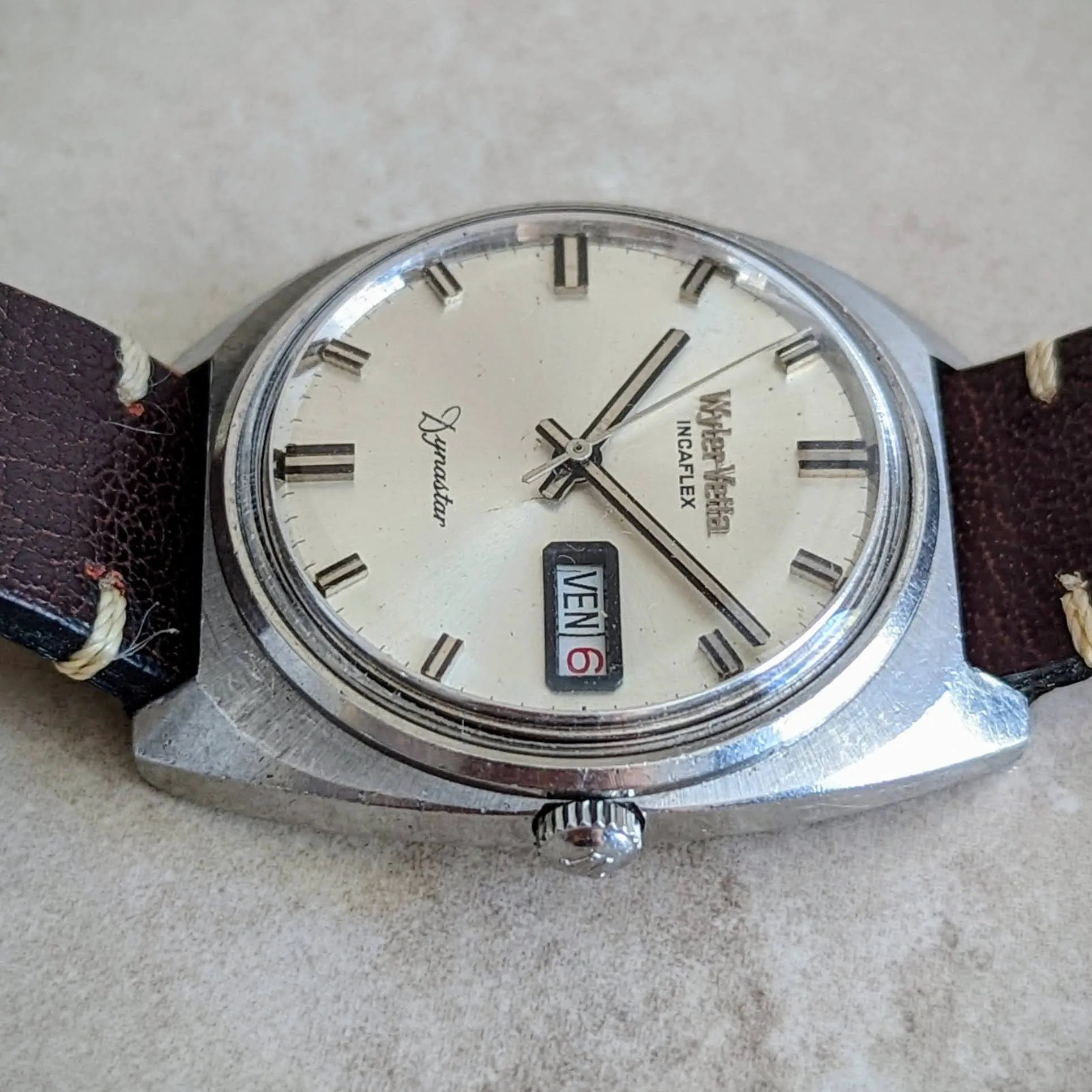 Wyler-Vetta Automatic Watch Incaflex Dynastar 1960's Wristwatch “The Compressor”