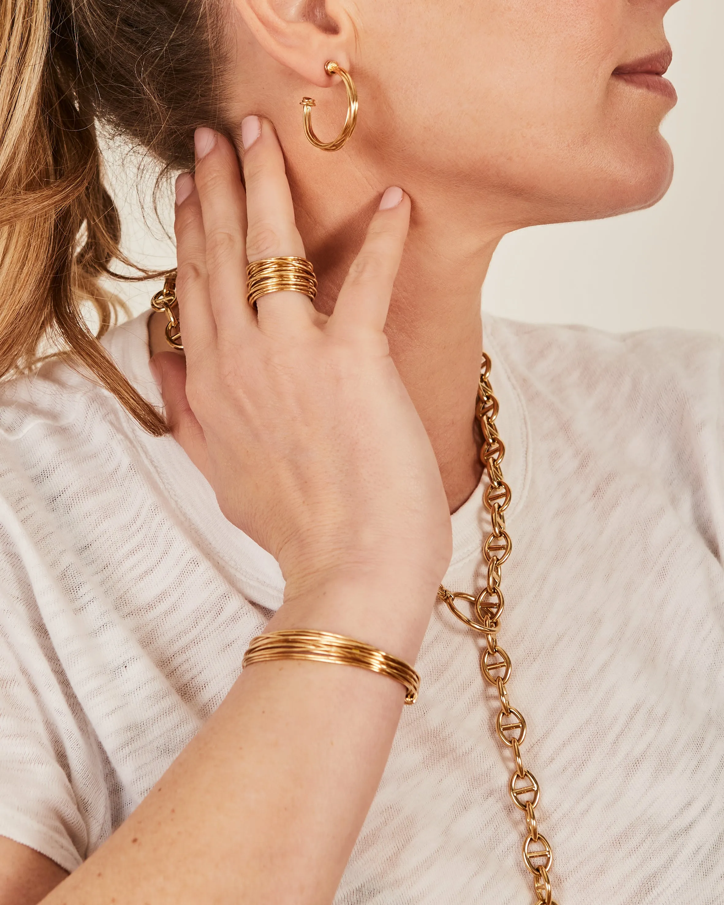 Yellow gold ring