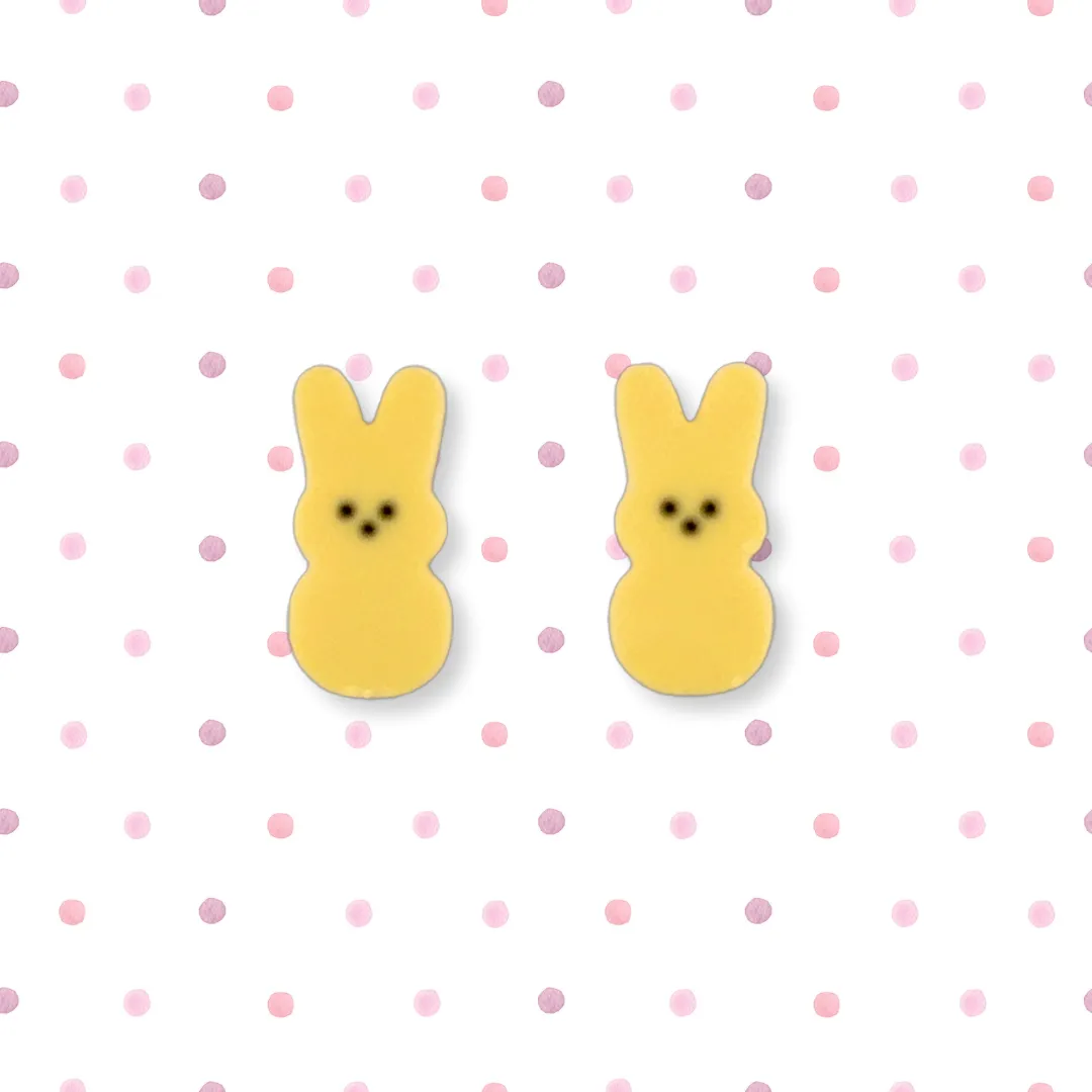 Yellow marshmallow  bunny 🐰 - stud