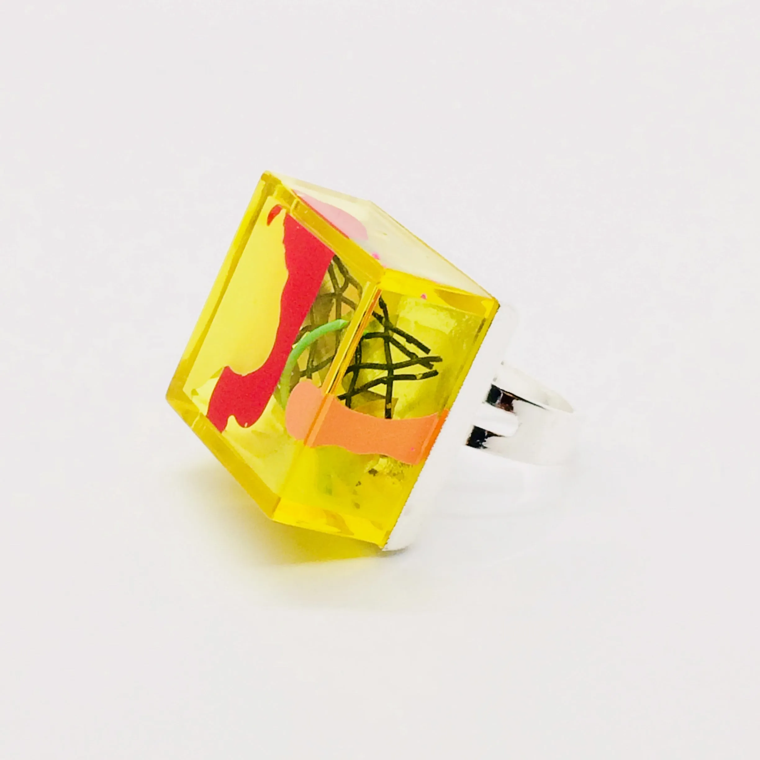 Yellow Node Art Ring.01